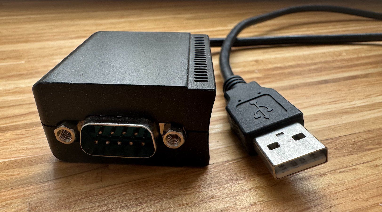 Laufwerke & Adapter: Serial to USB Adapter – Gebraucht aus Zürich von Abeggchr