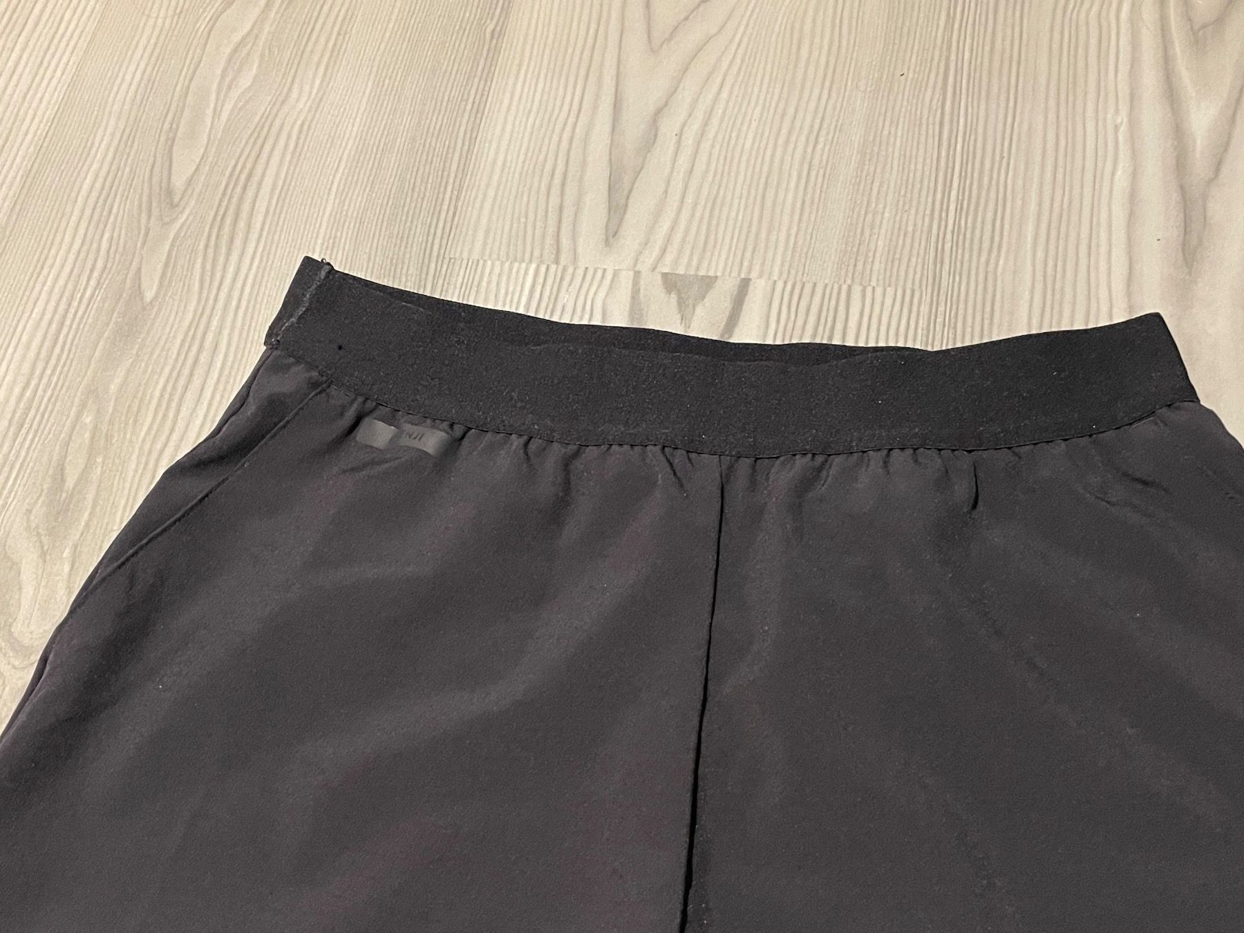 Decathlon Pantaloni: Sporthose – Usato da Freienwil venduto da weberjoel 2