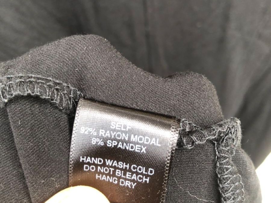 Kleider: Schwarzes Kleid/langes Shirt mit Taschen – Gebraucht aus Wädenswil von Pixie_ 3