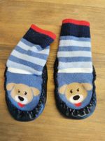 Baby Hausschuhe Socken Motiv Hund blau Grösse 18-19