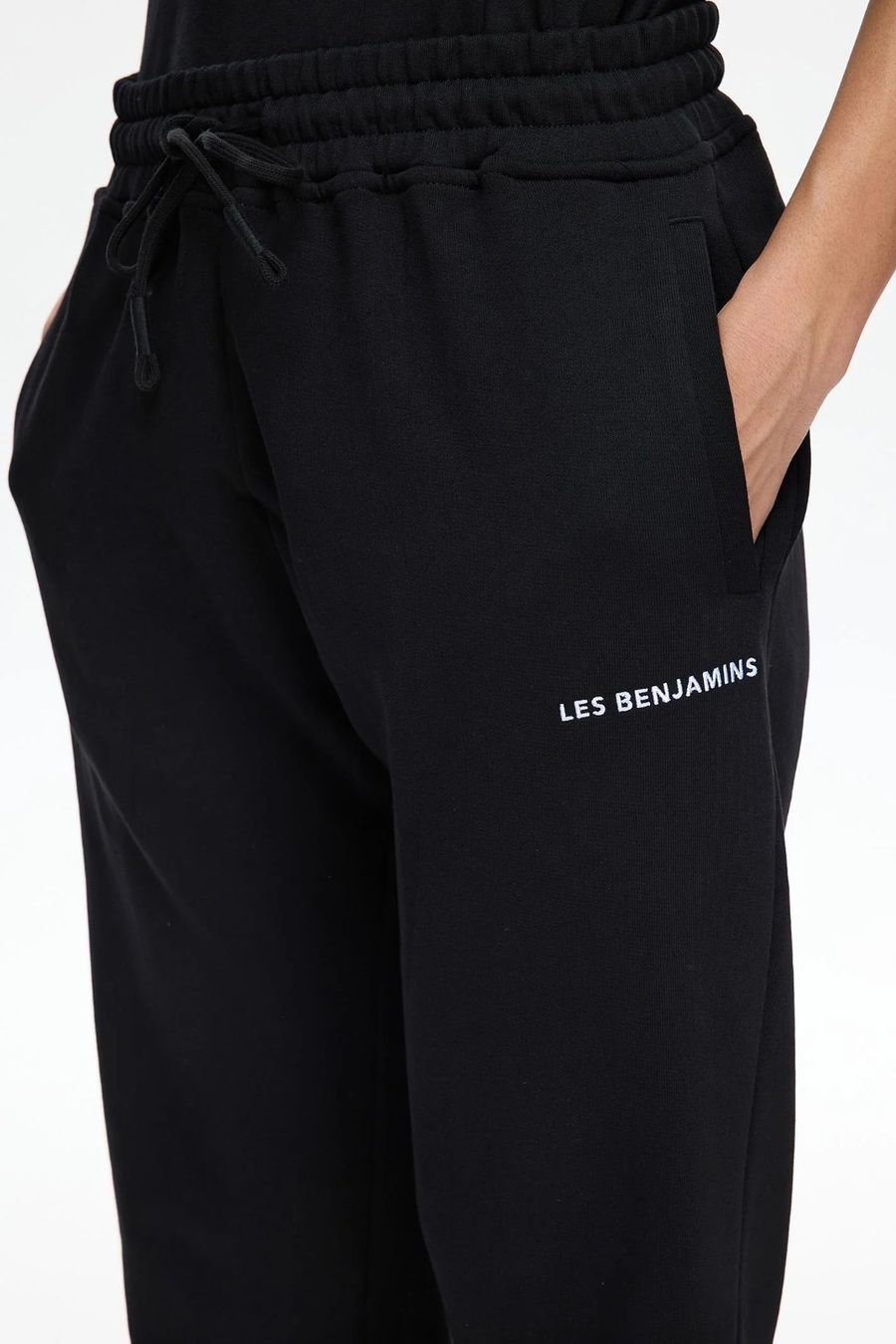 Pantaloni: Schwarze Jogginghose Les Benjamins Gr. XXL – Usato da Winterthur venduto da GutKeS 8