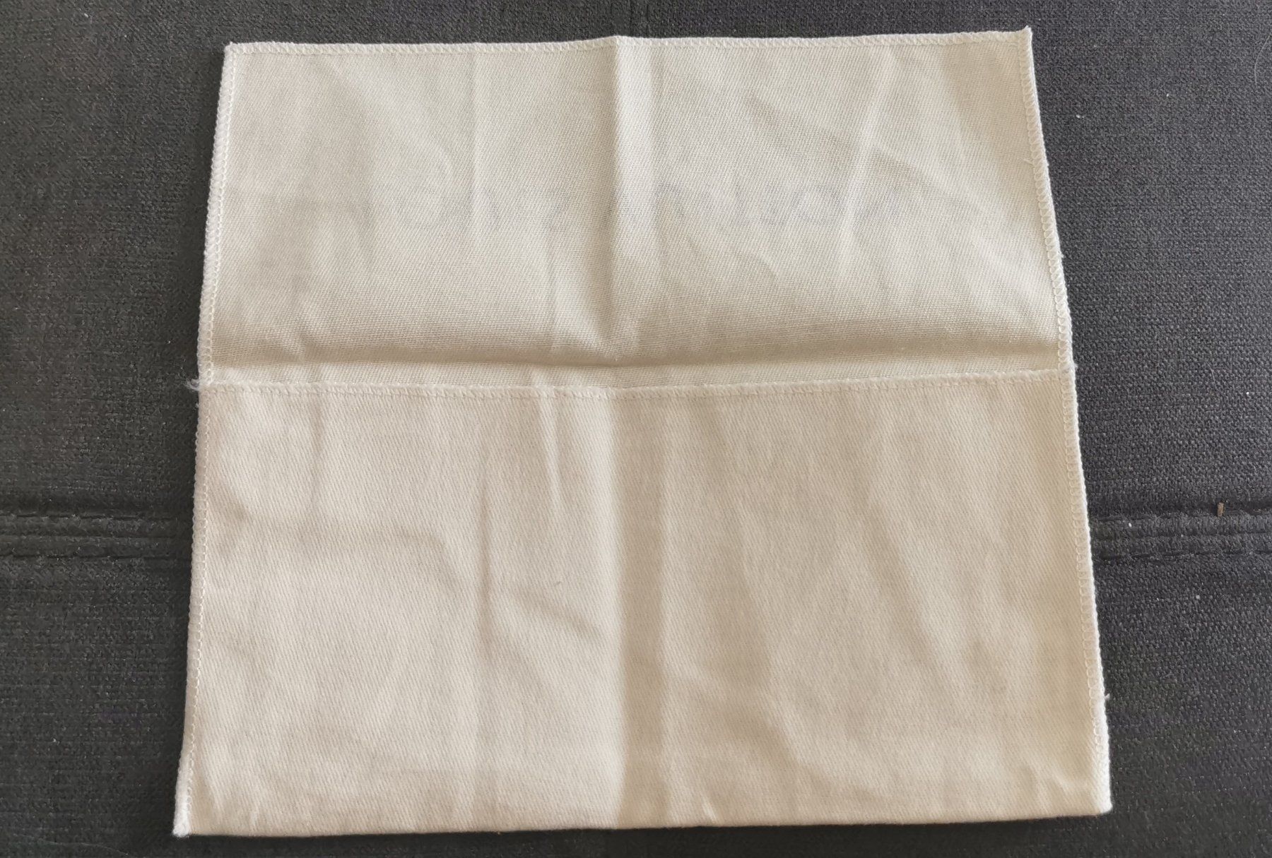 Louis Vuitton Taschen für Damen: LV dust bag wallet – Gebraucht aus Morges von  2