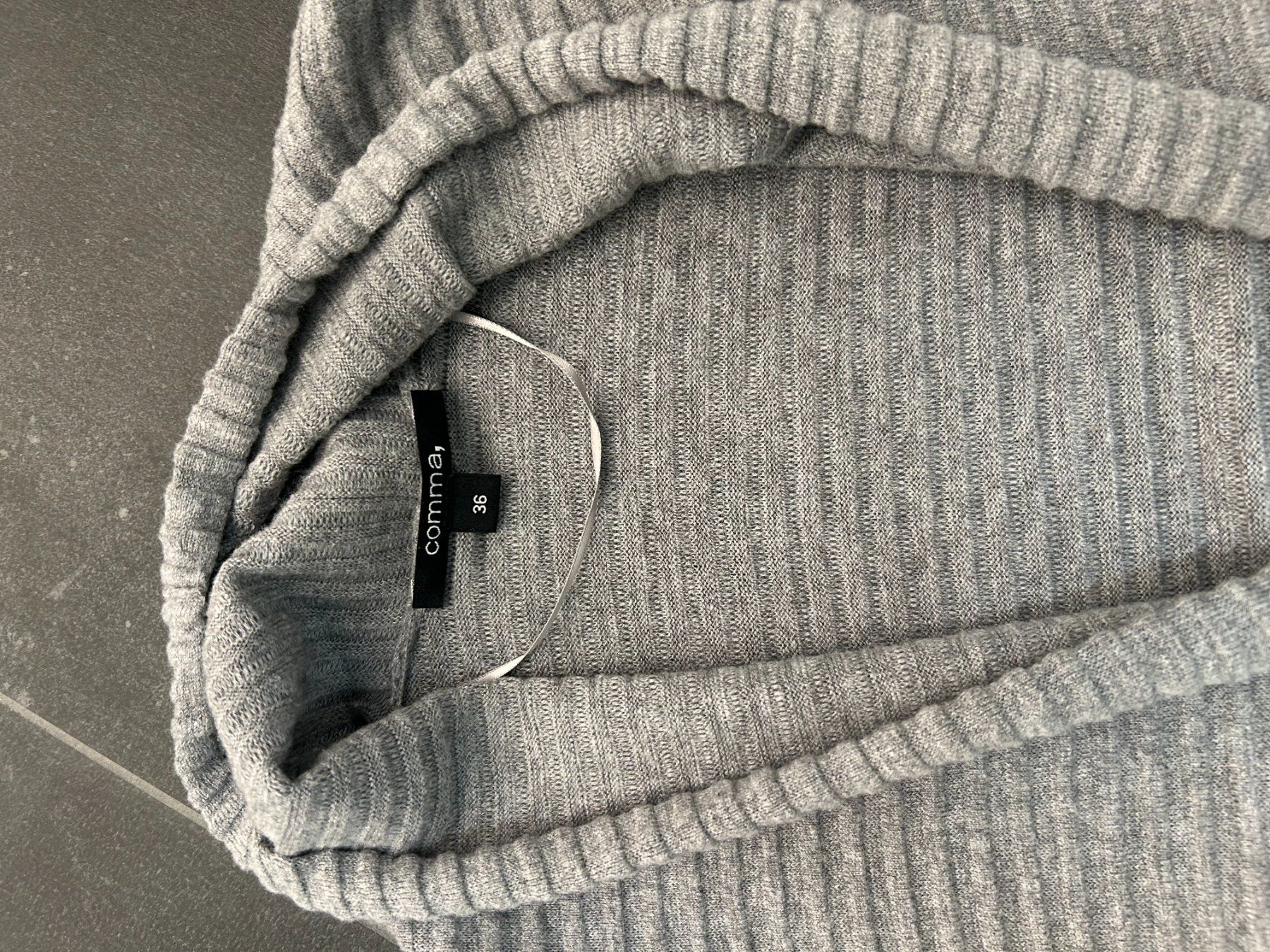 Comma Giacche: Strickjacke Comma – Usato da Mörel venduto da jac_rq58 2