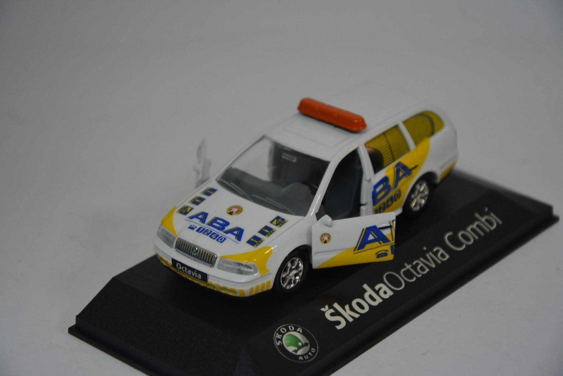 Skoda Modellini d'auto: SKODA Octavia Combi 1996  , Abrex , 1:43 – Nuovo (secondo la descrizione) da Goldach venduto da Feivel9 2