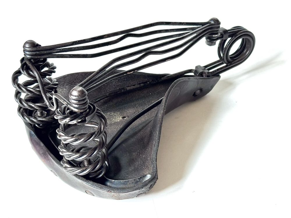 Pezzi di ricambio: Antiker Fahrradsattel „Harco“, Leder – Difettoso da Wildberg venduto da wild59 6