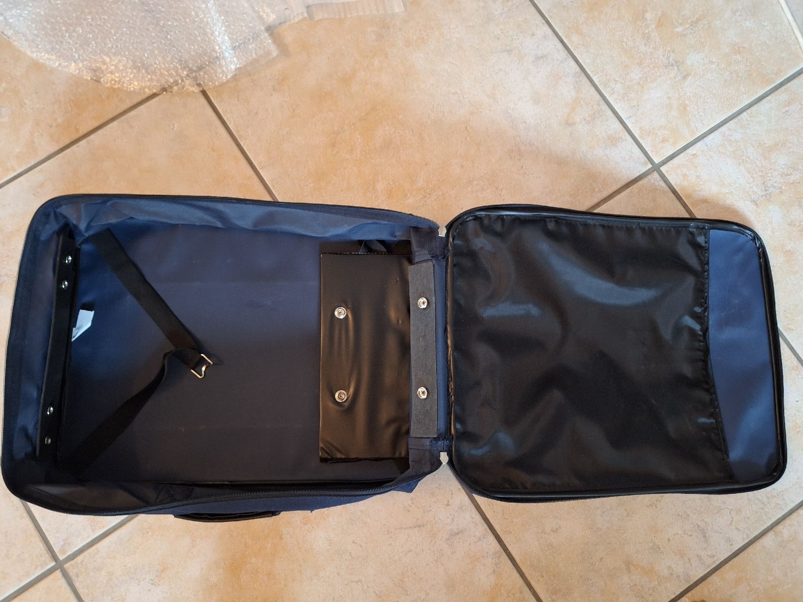 Koffer & Taschen: Reise Trolley – Gebraucht aus Rheinfelden von Cleopatra2000 3