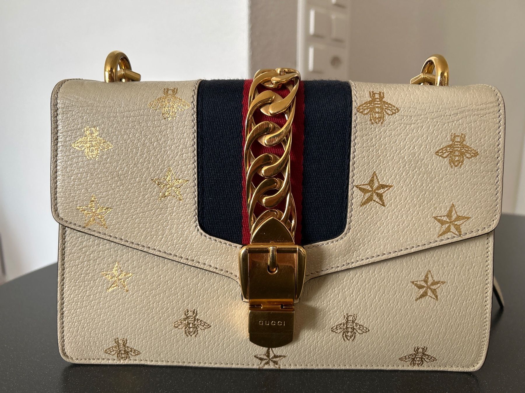 Gucci Borse da donna: Jetzt oder nie, Gucci Sylvie Bag Gold !!! – Usato da Malters venduto da 85_ANEB 2