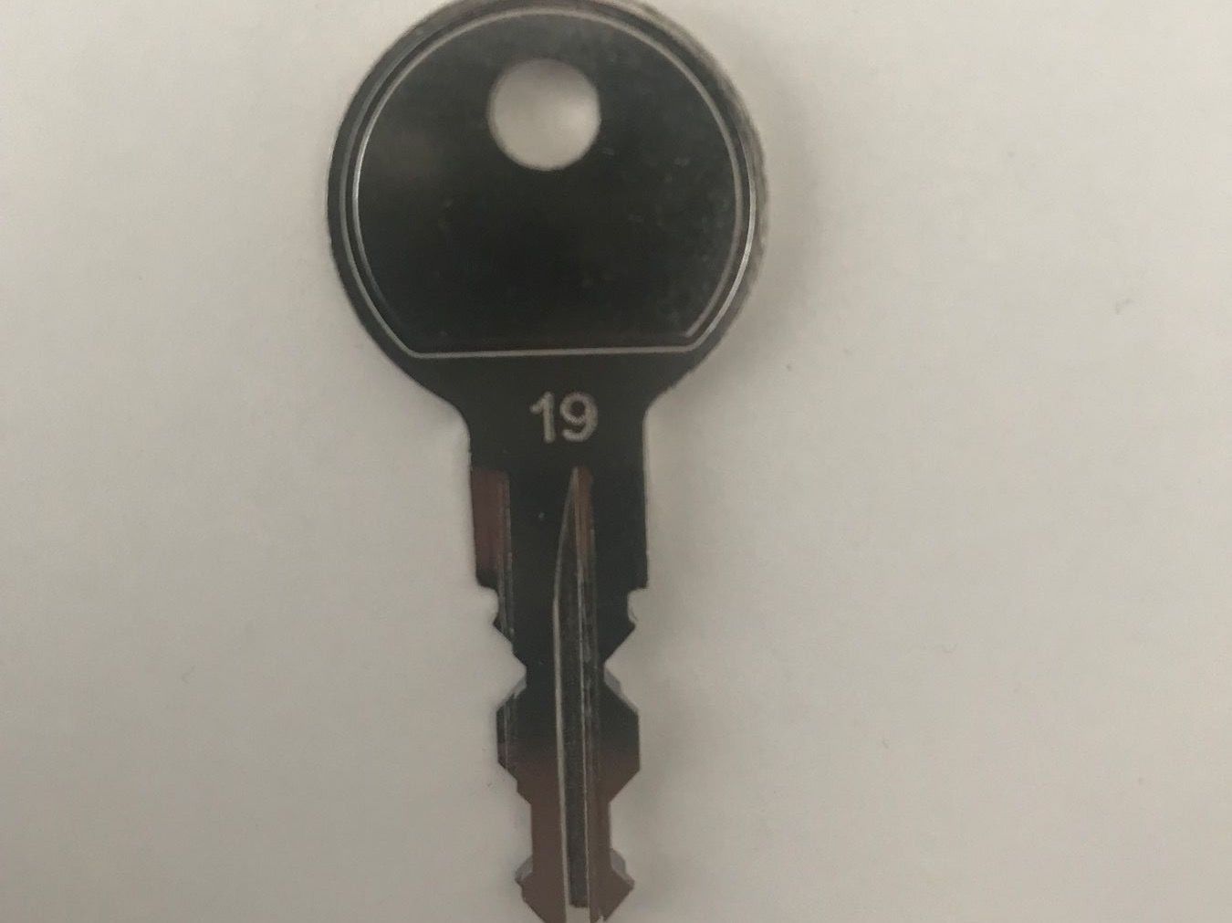 Thule Dachträger: Thule Schlüssel N 19 – Gebraucht aus Bülach von Nani003