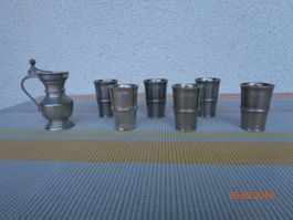 Hübsches Mini Schnaps-Set aus Zinn