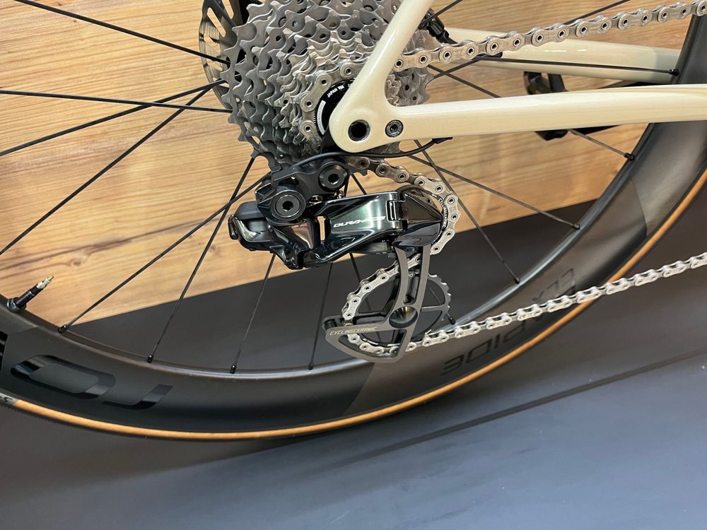 Specialized Vélos: Specialized Aethos S'Works Shimano Dura-Ace D'i2 - 30%  M – Neuf (Voir description) à Orbe par Wanner-Cycles 1