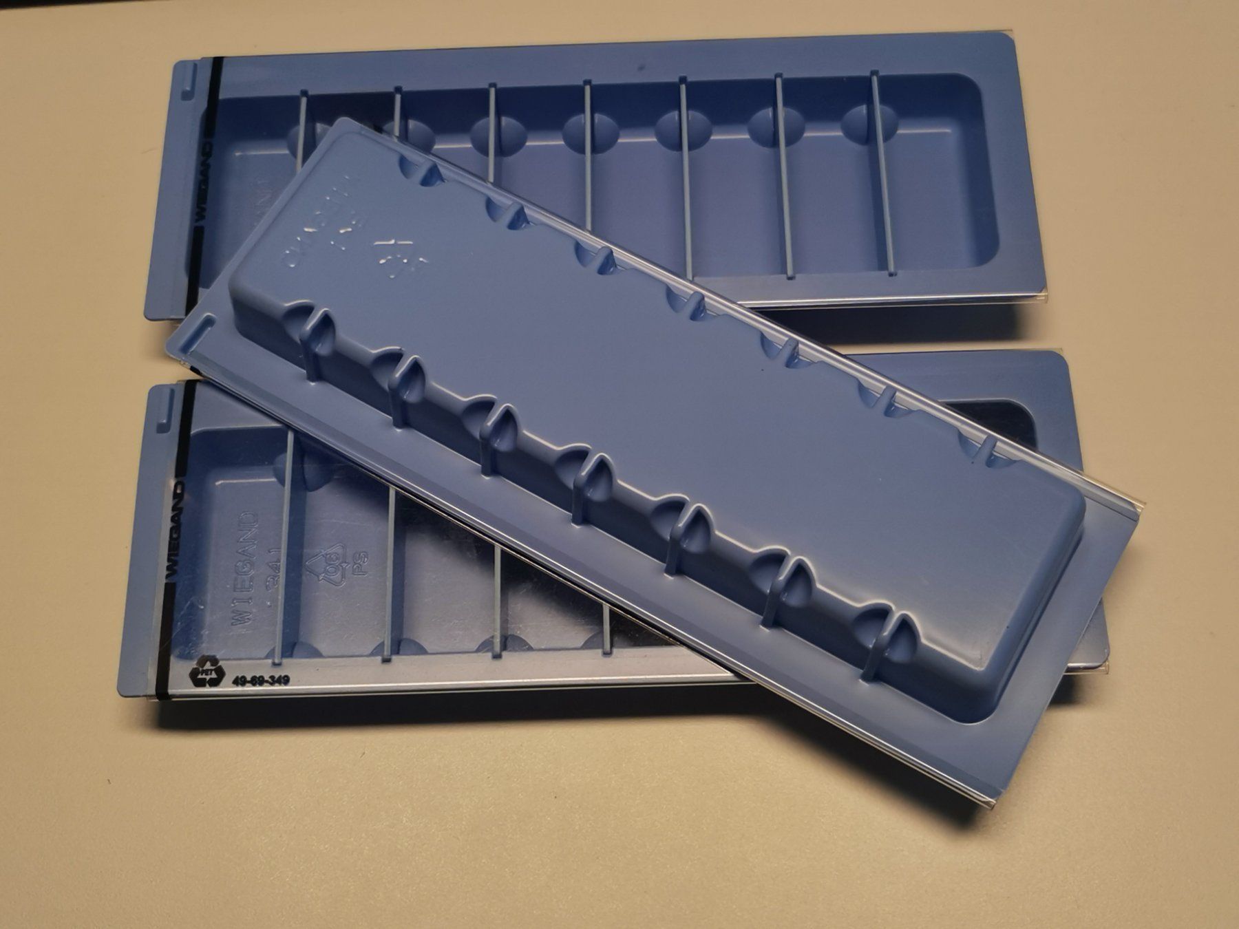 Contenitori & Simili: 3 Stück Wiegand M-Flex Pillenbox Pillendispenser Medikamente – Usato da Fischbach-Göslikon venduto da PitBullDoll 1