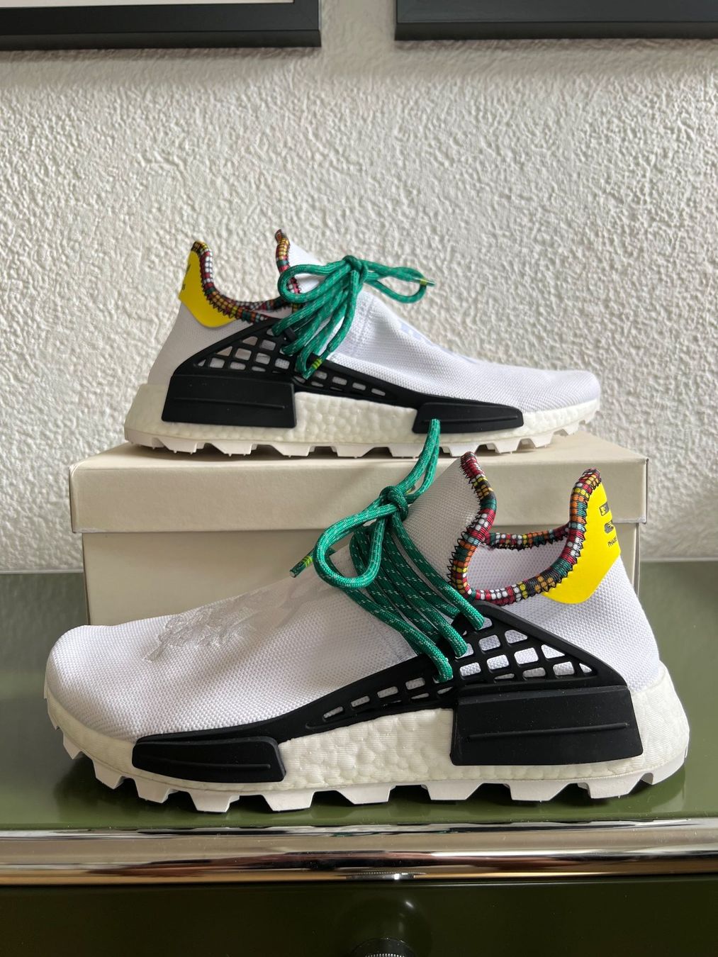 Adidas Herrenschuhe: 100% ORIGINAL: Adidas x Pharrell Williams NMD Human Race – Neu (gemäss Beschreibung) aus Bösingen von Berner90