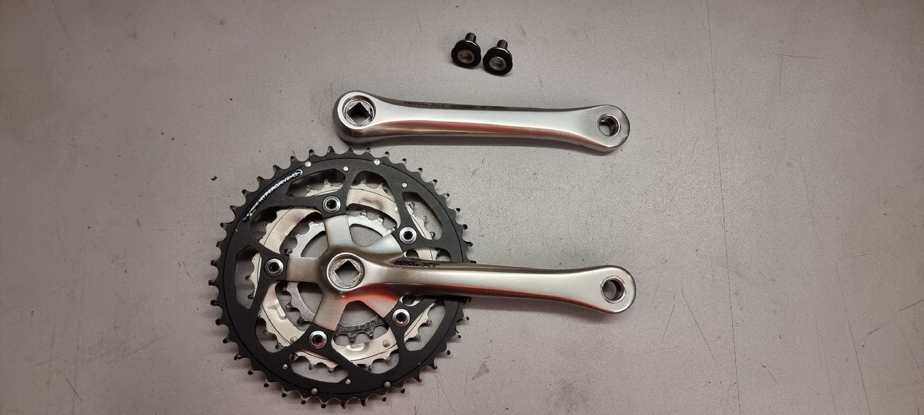 Shimano Pezzi di ricambio: Shimano XT M737 Kurbel - Versand möglich  – Usato da Seon venduto da Stibinio
