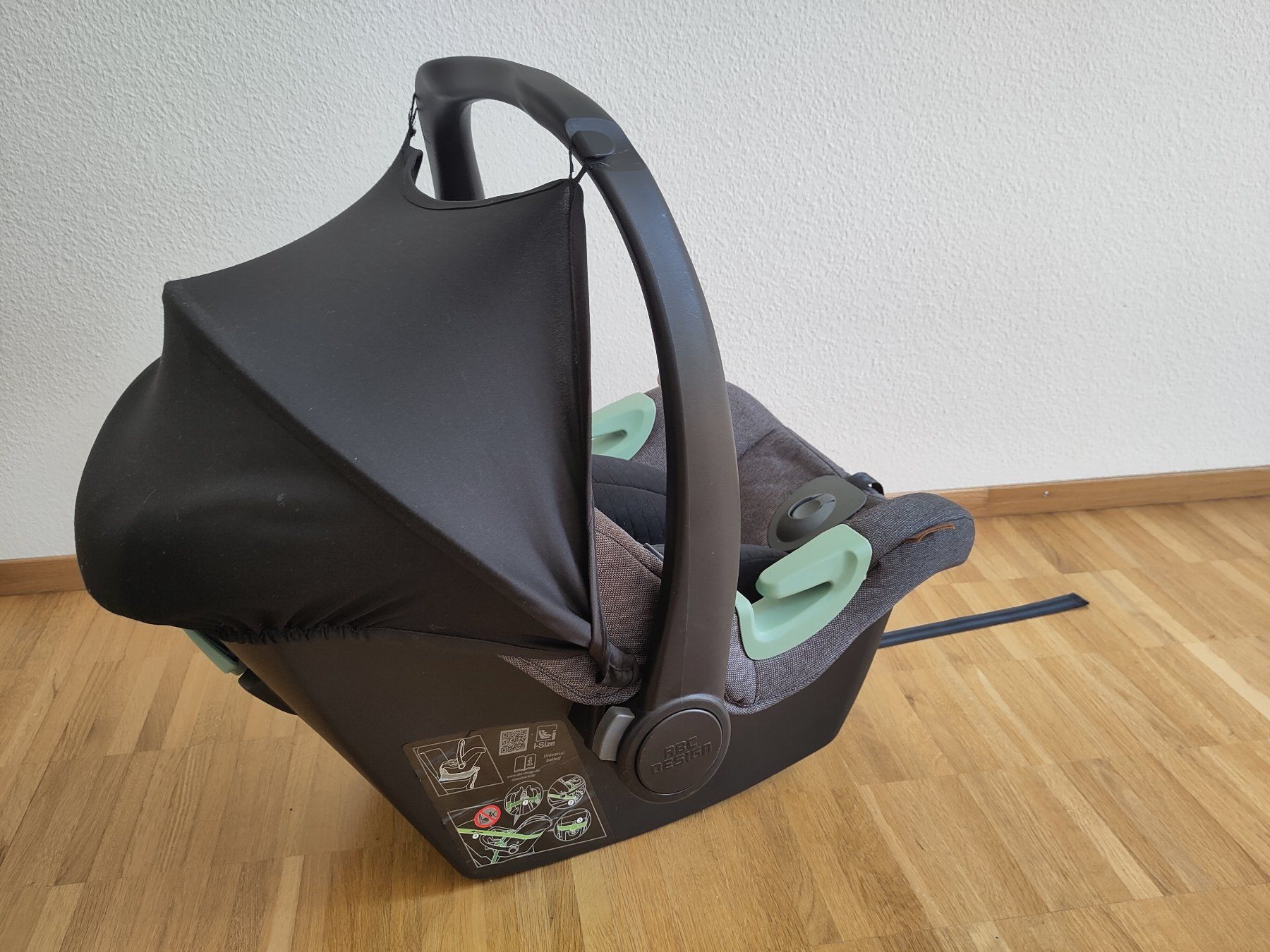ABC Design Seggiolini per auto: Kindersitz/Babyschale ABC Design Tulip – Usato da Kriens venduto da Itchy8 1