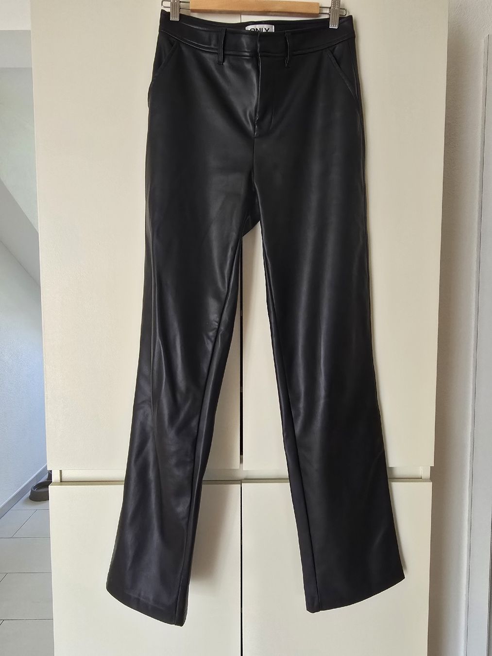 Only Pantaloni: Lederhosen Tall Only Gr. M – Usato da Thalwil venduto da Nikkita2