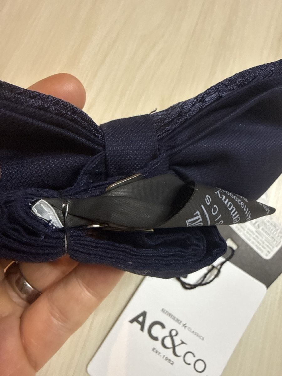 Papillon Cravatte: Altinyildiz Classics Navy Blue Bow Tie - Elegant & New! – Usato da Effretikon venduto da lio_gjr8 1