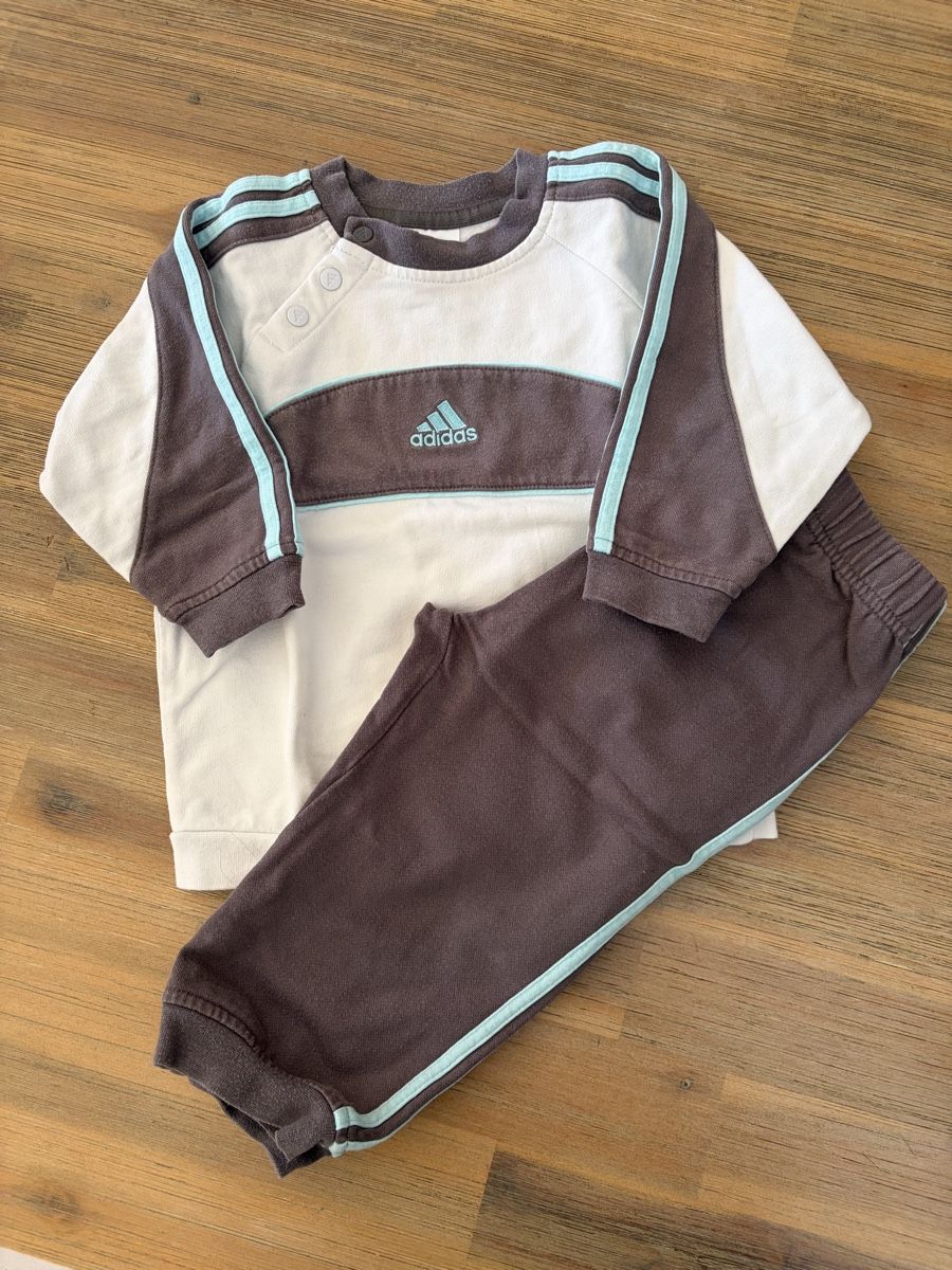 Adidas Pantaloni: Training Adidas - taille 80-86 – Usato da Sion venduto da Nelsonkatz