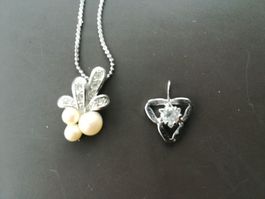 kleine Kette silbern mit 2 Anhänger