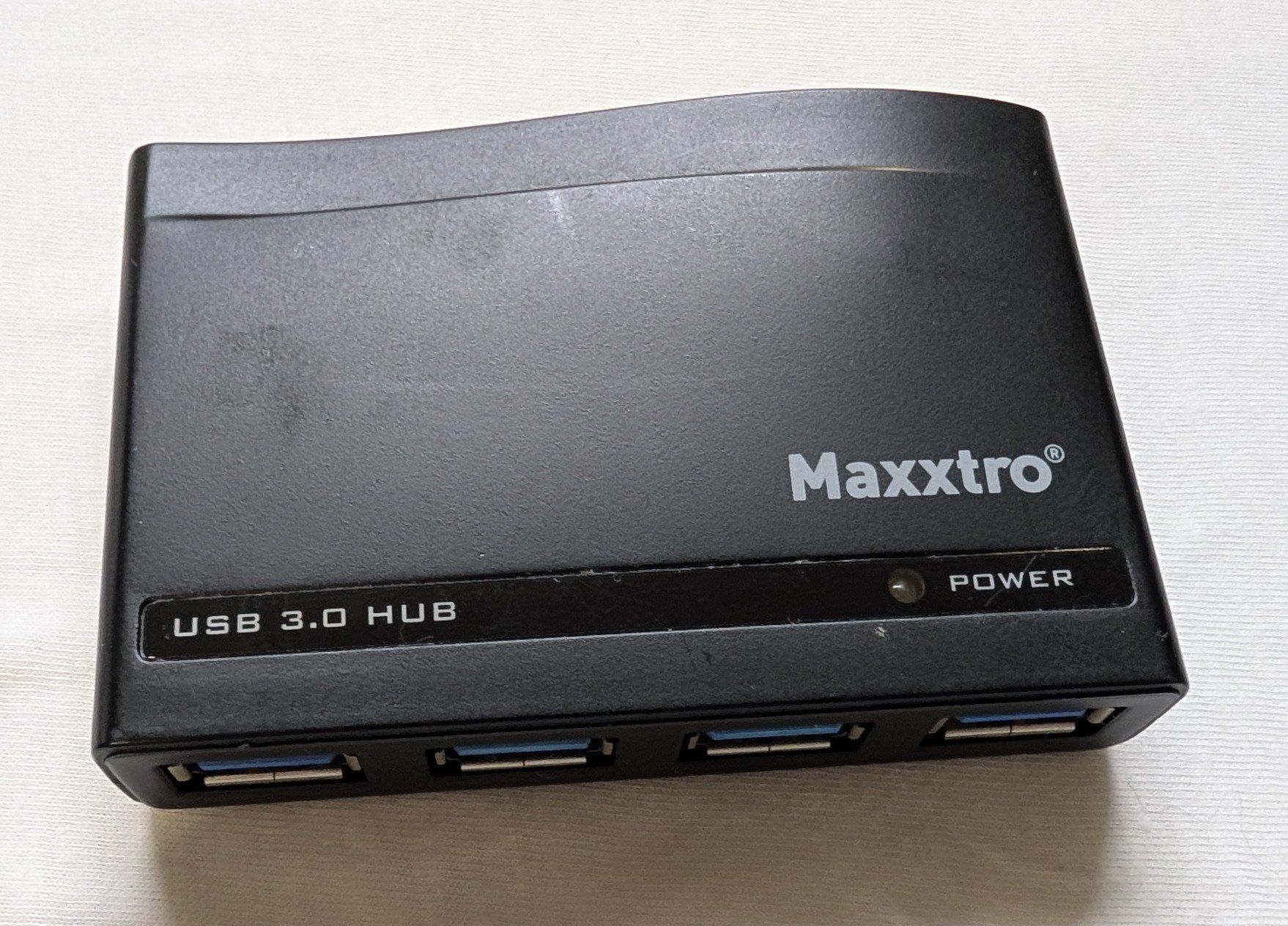 Hubs & Switches: Maxxtro USB 3.0 Hub mit Netzteil und USB3-Kabel – Gebraucht aus Thalwil von el_Pescador