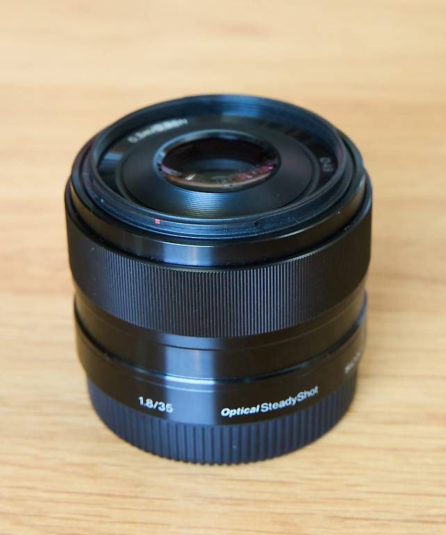 Sony Obiettivi: Sony E 35mm 1.8 für APS-C Kameras mit Sony E-Mount – Usato da Hochdorf venduto da Bellevue526