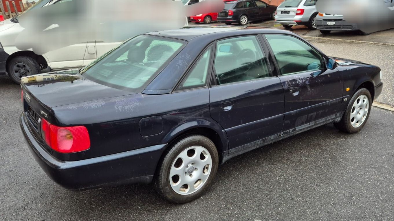 Audi Automobili: Audi A6 1.9 TDI Diesel – Usato da Landquart venduto da eni444 4