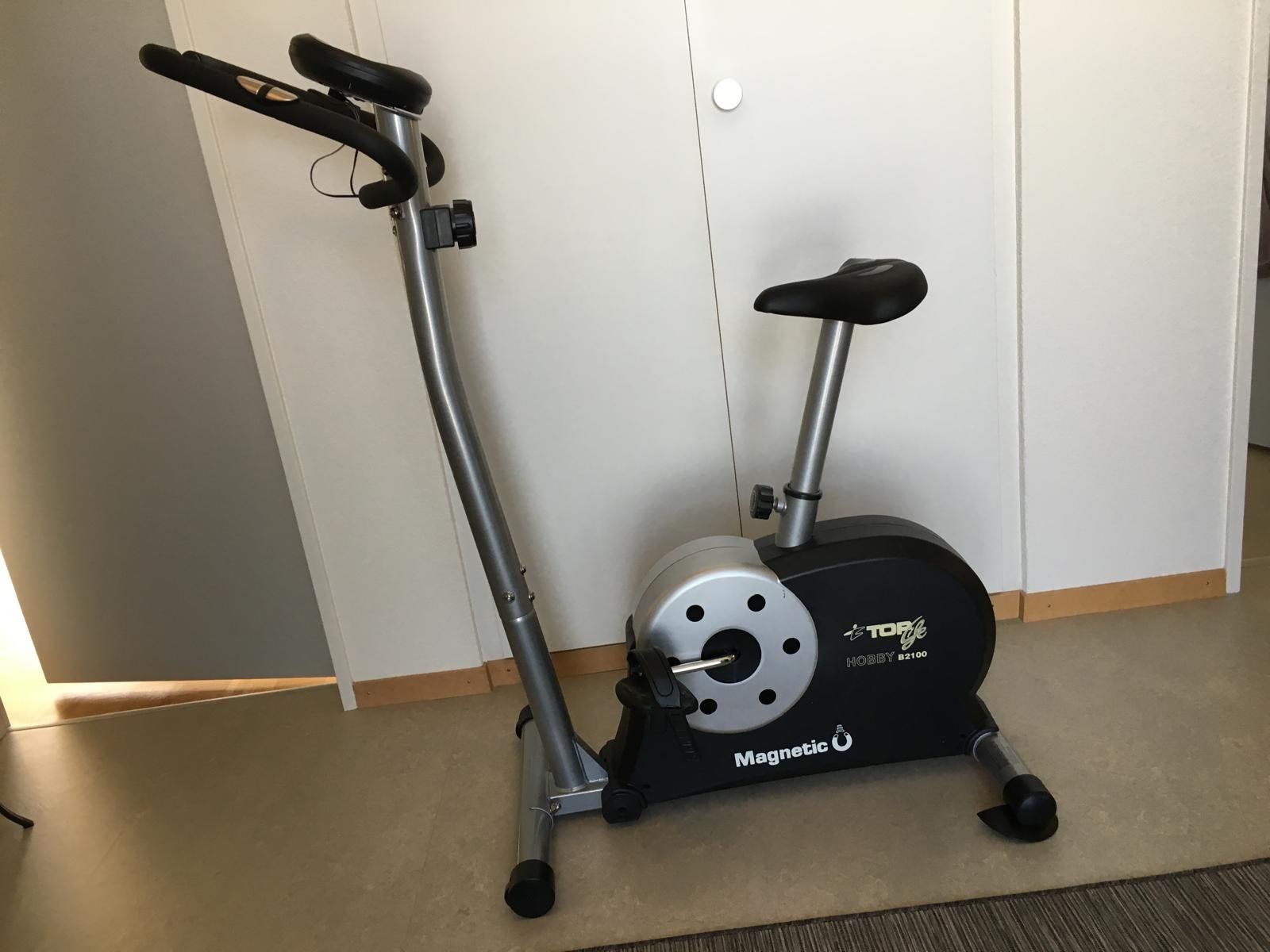 Hometrainer: Toplife HOBBY 82100 Heimtrainer,  Stark gebraucht – Usato da Pfaffhausen venduto da Scherers 1