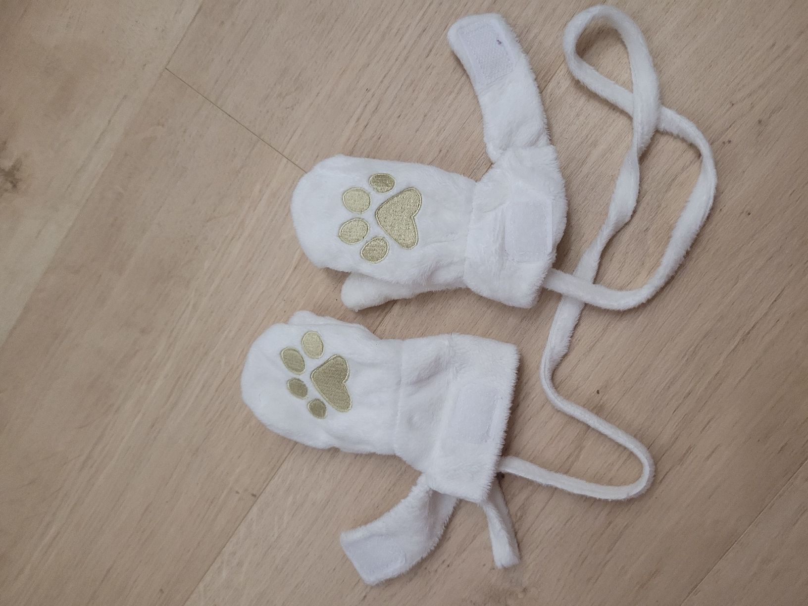 Gants: Handschuhe 6 Monate – D'occasion à Lupsingen par sta_wgg5 3
