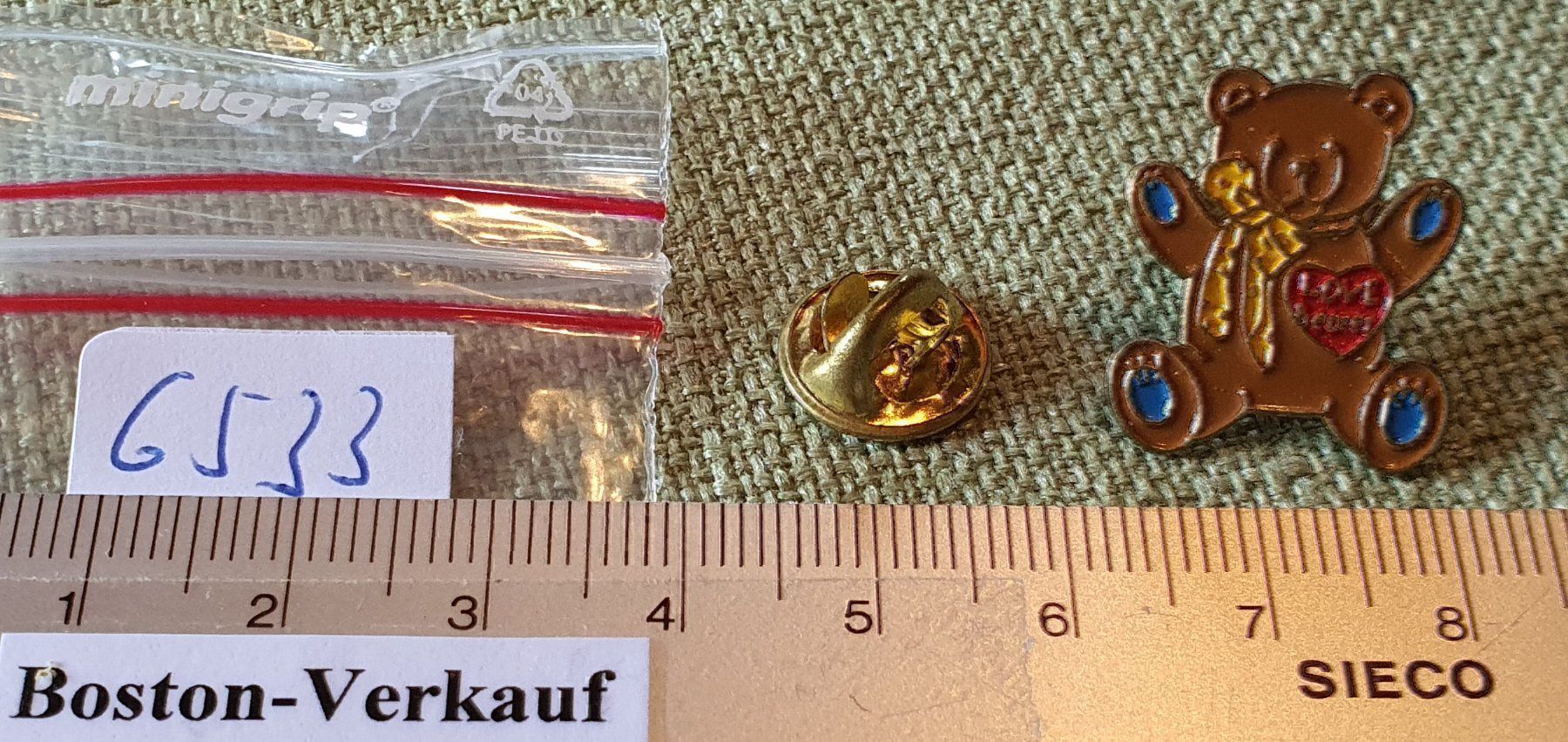 Placchette & Badge: G533 - Pin Bär  - Love Beorer – Usato da Reinach BL venduto da Boston-Verkauf 1