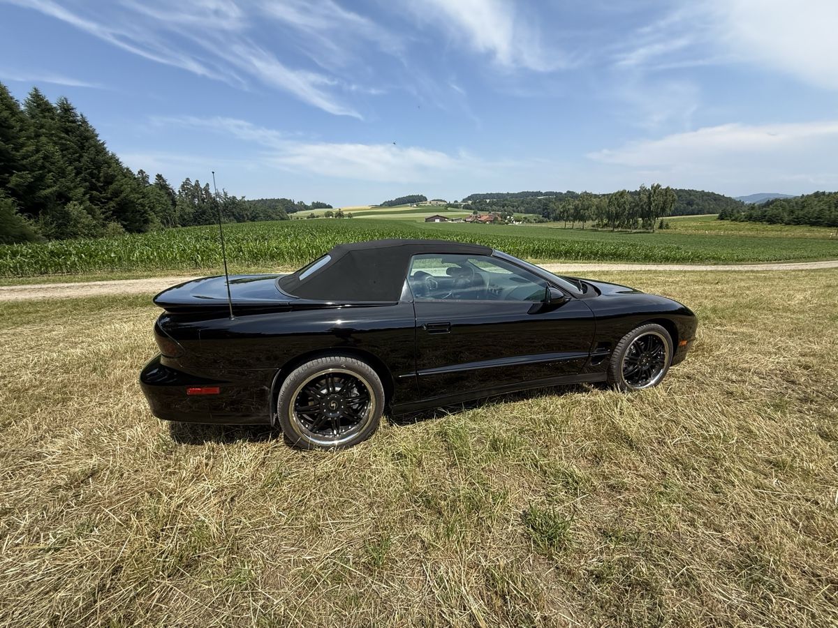 Pontiac Autos: Pontiac Firebird V8 5.7 l Jahrgang 1999 Cabrio – Gebraucht aus Elsau von Raktschau 3