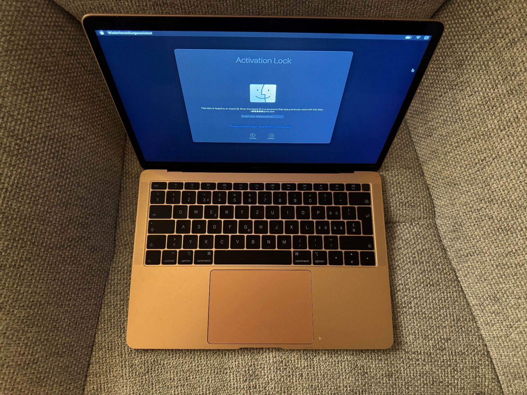 Apple Notebook: MacBook Air 13 Zoll – Difettoso da Adliswil venduto da Busys