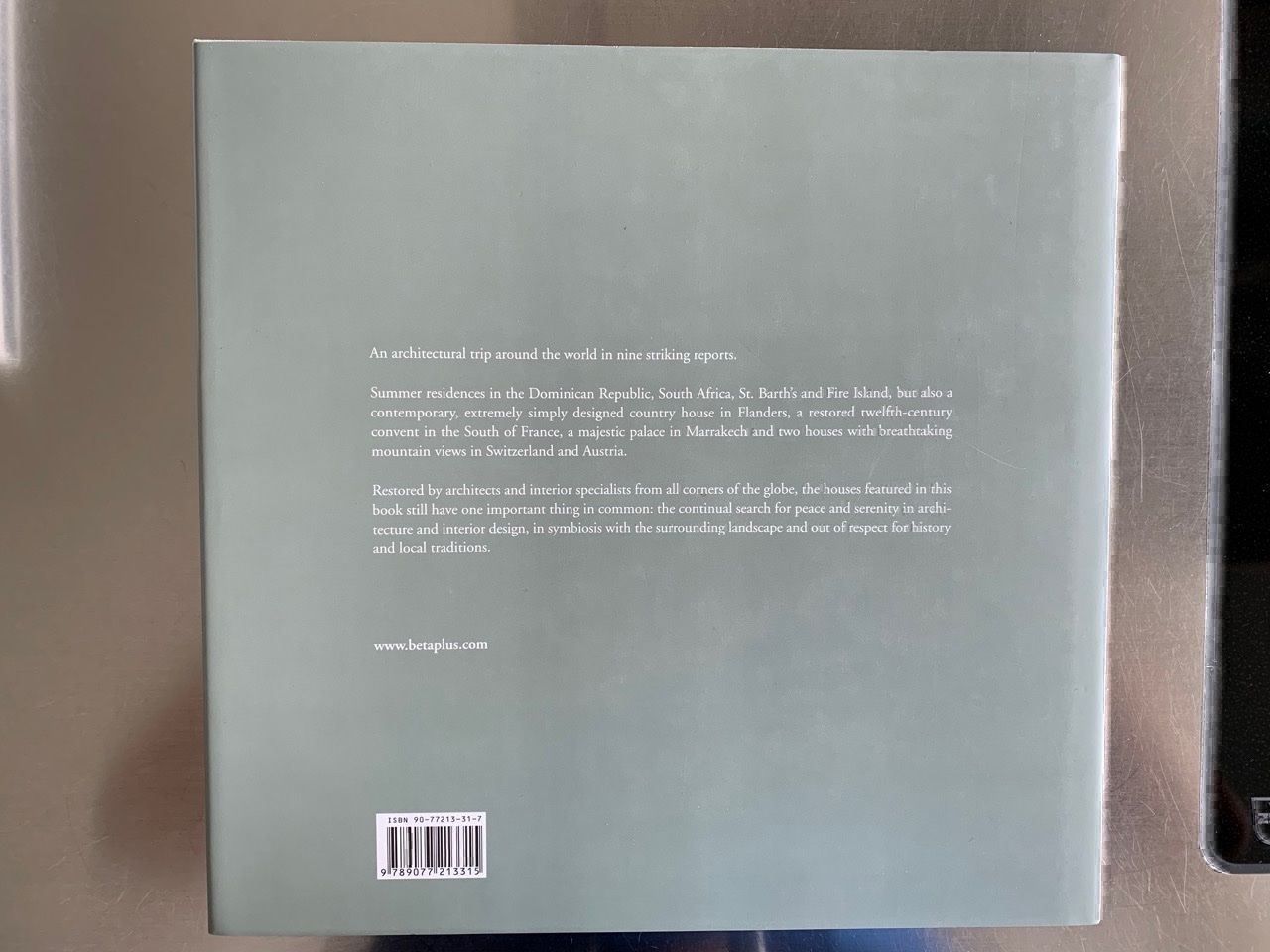 Libri: World Architecture and Interiors – Usato da Weesen venduto da Elmax1 1