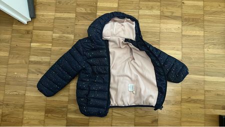 Kinder Steppjacke92 Winter dunkelblau mit Sternen gebraucht