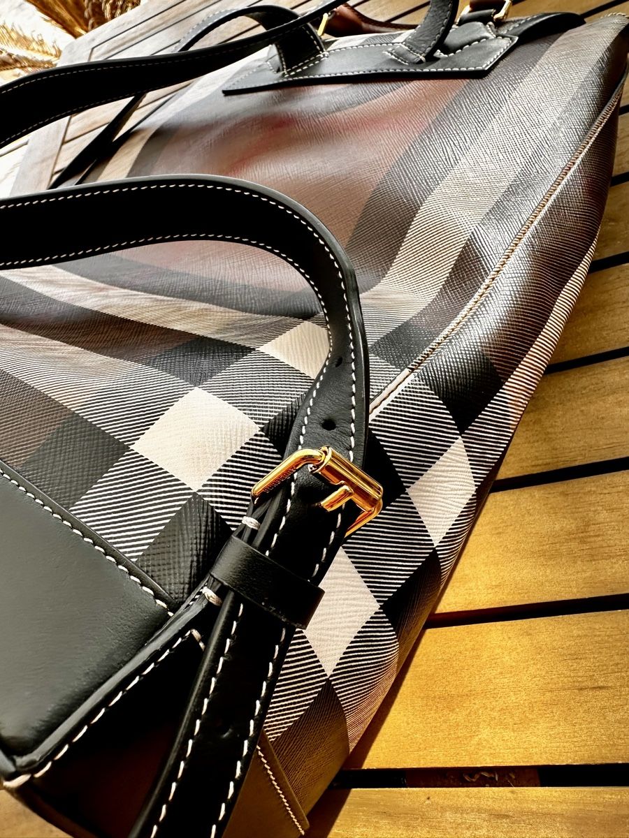 Zaini: Burberry Rucksack – Usato da Watt venduto da Suszwei 3