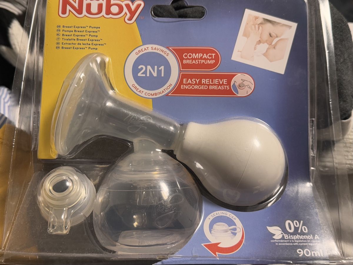 Accessori per l’allattamento: Tire-lait manuel compact 2en1 neuf – Nuovo e nell'imballaggio originale da La Chaux-de-Fonds venduto da Sabinchenn