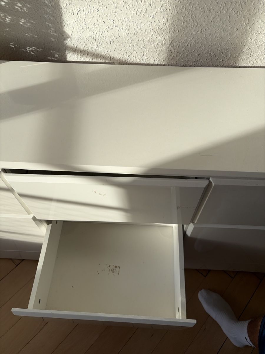Cassettiere: Commode blanche avec tiroirs – Usato da Genève venduto da AlBE909 2
