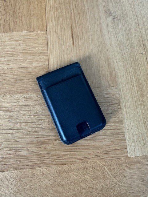 Altro in  Abbigliamento & Accessori: Journey Loc8 Kartenetui u. Handy-Ständer inkl Tracker – Nuovo (secondo la descrizione) da Aarau venduto da Sasa75 3