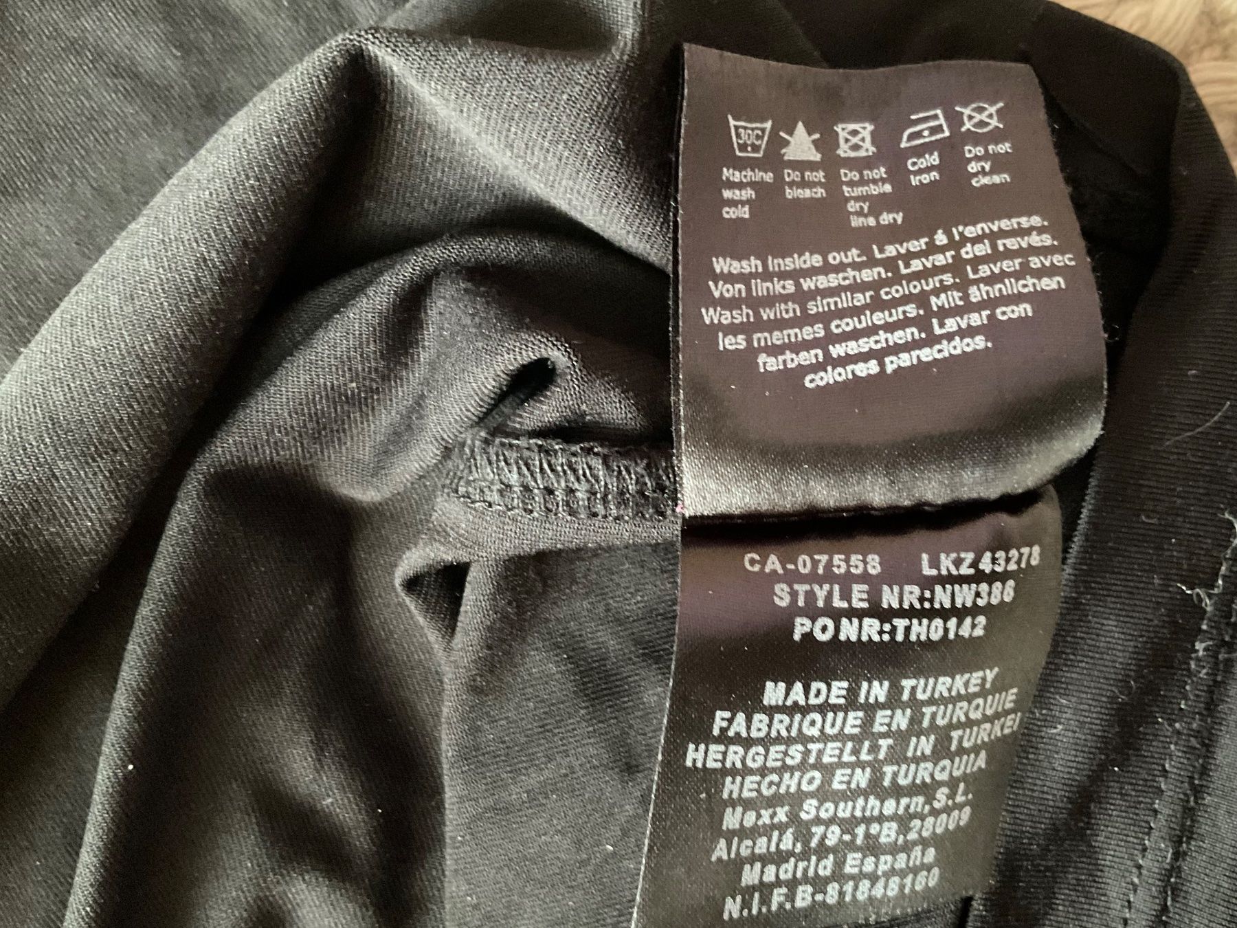 Mexx Top: MEXX Spaghetti Top XL eher L – Usato da Weiningen ZH venduto da moon-55 5