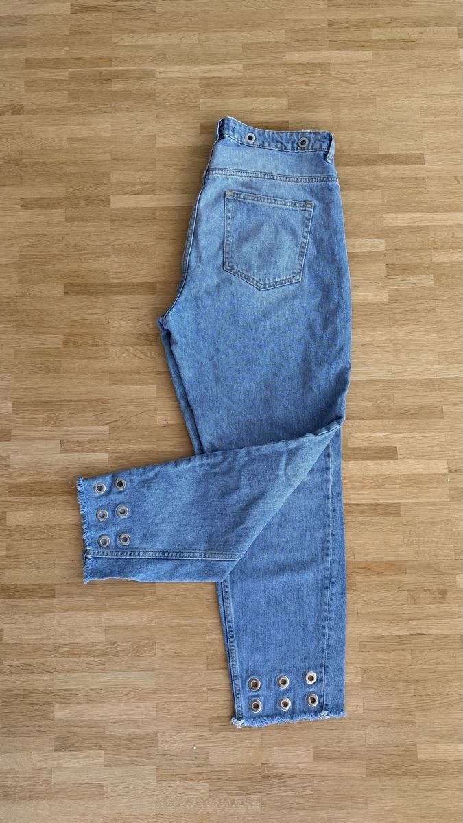 Zara Jeans: Stilvolle Zara Mom Jeans gr.40 – Usato da Winterthur venduto da -BeHappy24- 1