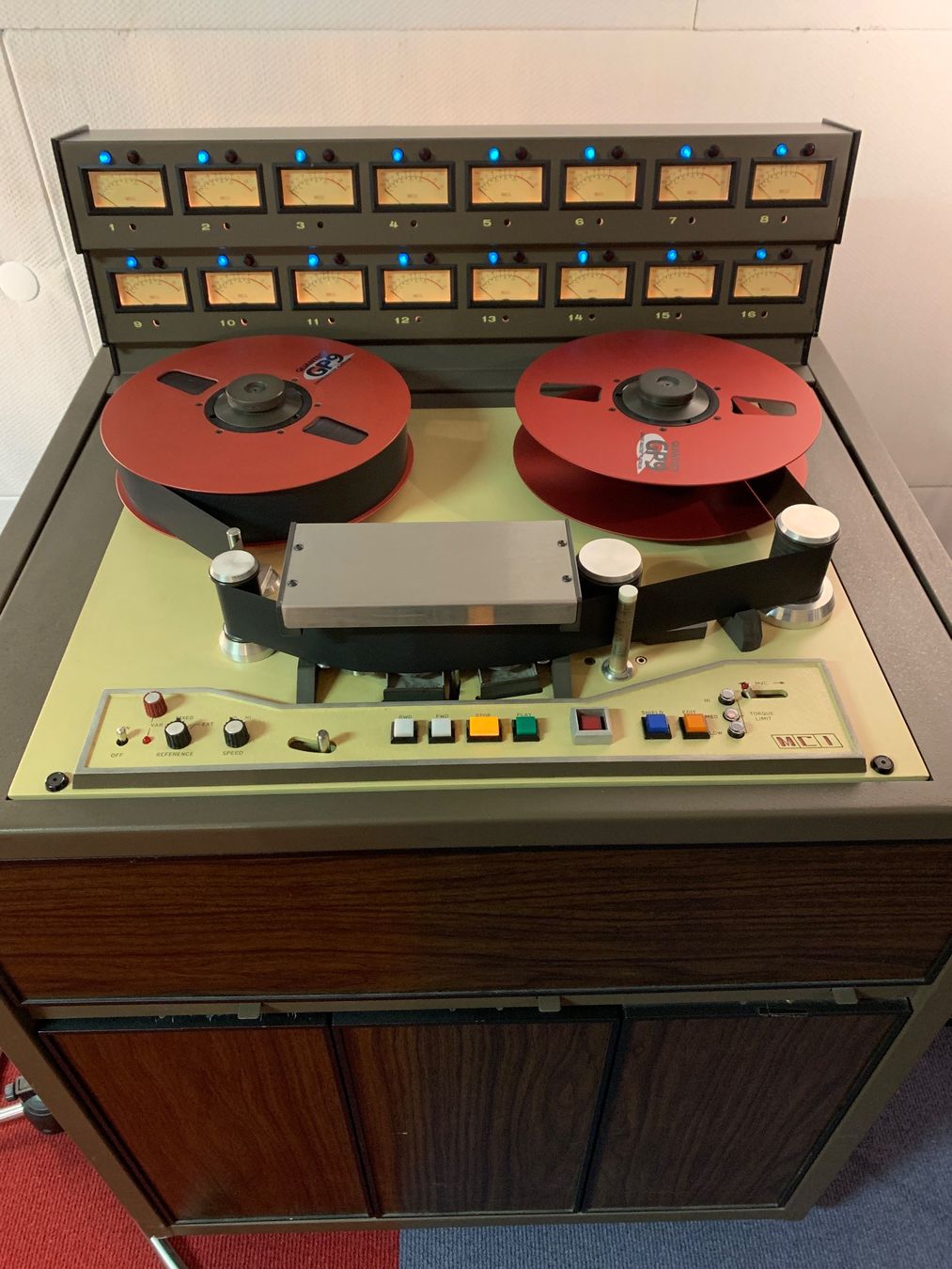 Bandmaschinen: MCI Tape Recorder 16 Track mit Dolby SR – Gebraucht aus chur von mifrigerio