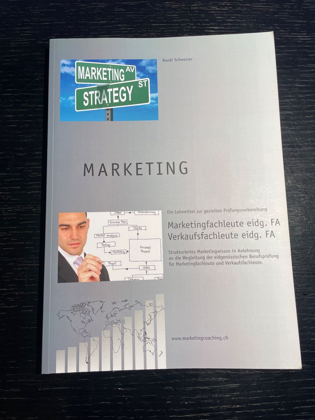 Libri: Fachbuch Marketing – Usato da Aeschlen ob Gunten venduto da Floh028