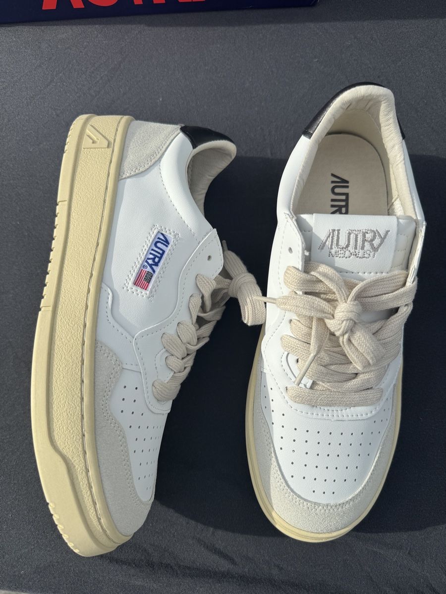 Chaussures hommes: Autry Sneakers Grösse 40 – Neuf avec emballage d'origine à Lengnau BE par kev_7fhj 2