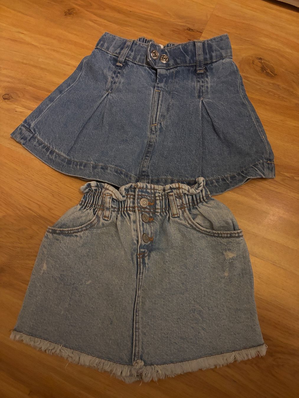 Vestiti & Gonne: Jeansrock – Usato da volketswil venduto da Sisi521