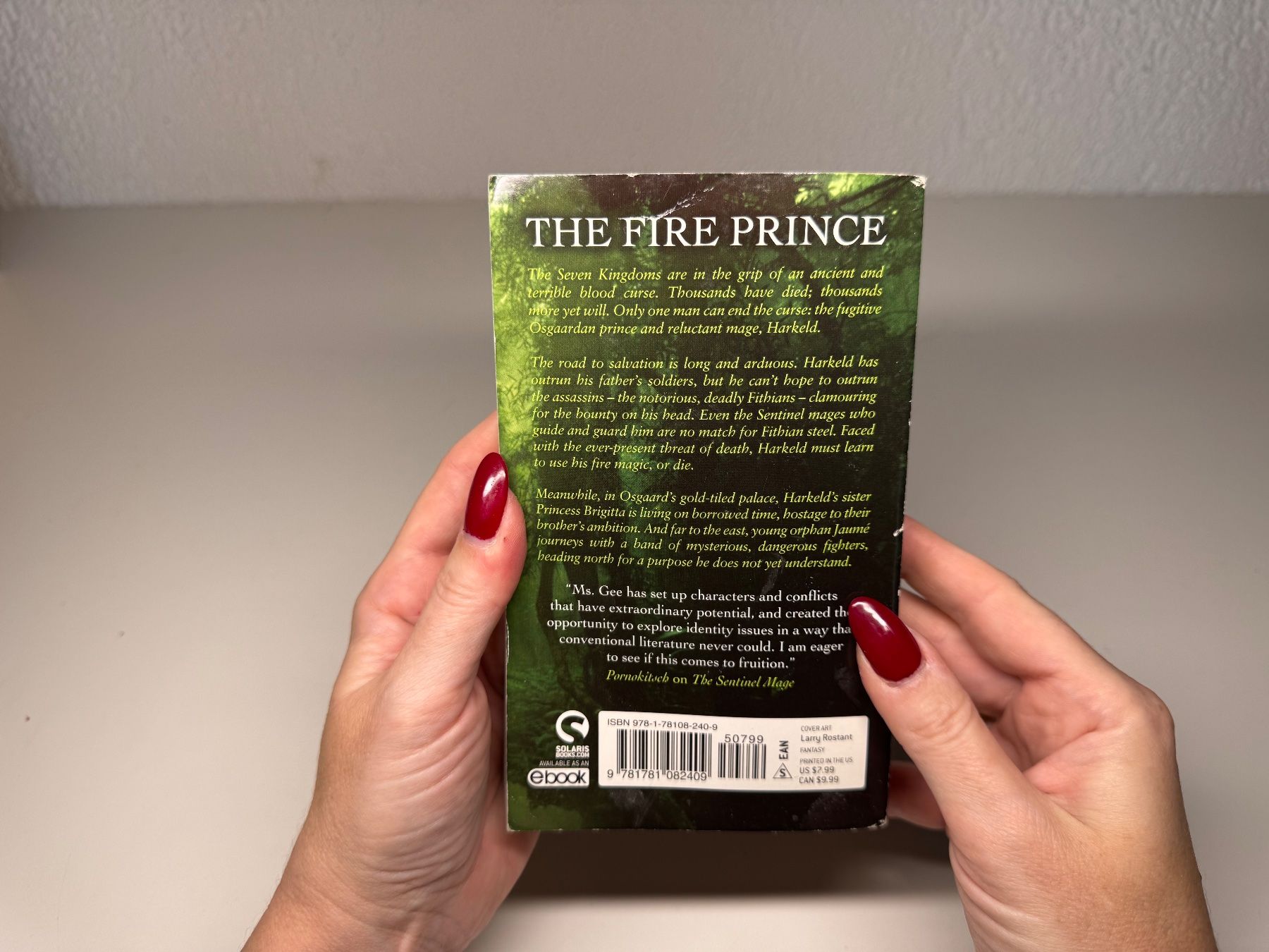 Libri: NOVEL: Emily Gee, The Fire Prince – Usato da Grosswangen venduto da English_books 9