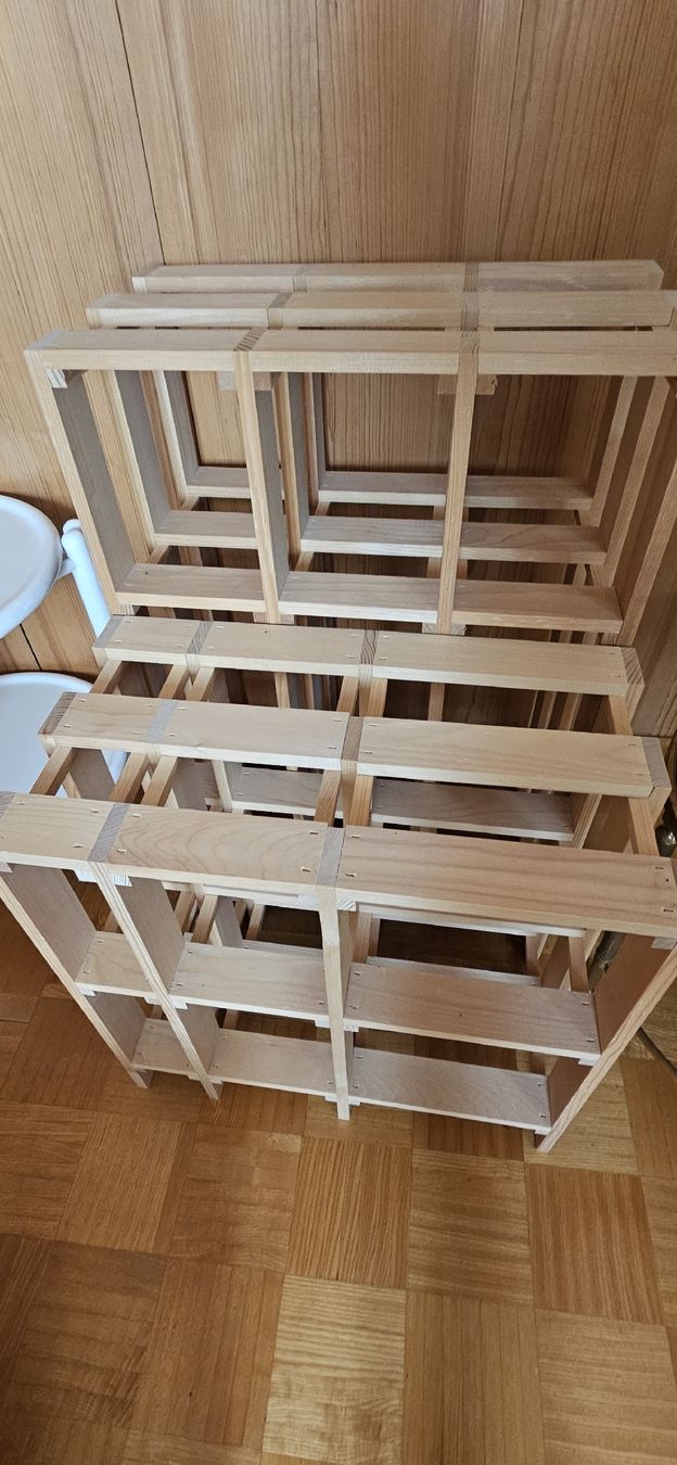 Tutte le decorazioni: Holzgestell, Holzregale x2 – Usato da Belp venduto da Ginus85 6