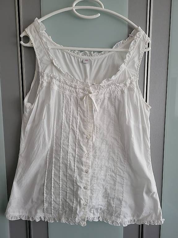 Top: Top weiss – Usato da Effretikon venduto da Zebra37
