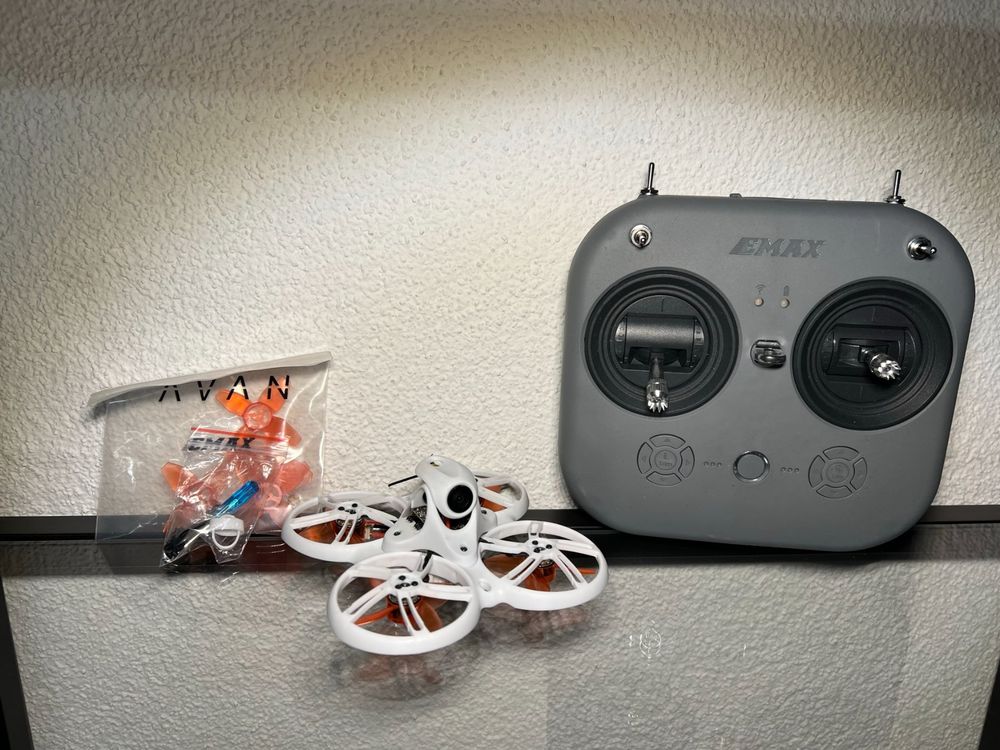 EMAX Tinyhawk 3 Plus FPV Drohne RTF Kit - Mit Brille & Sender Für Einsteiger