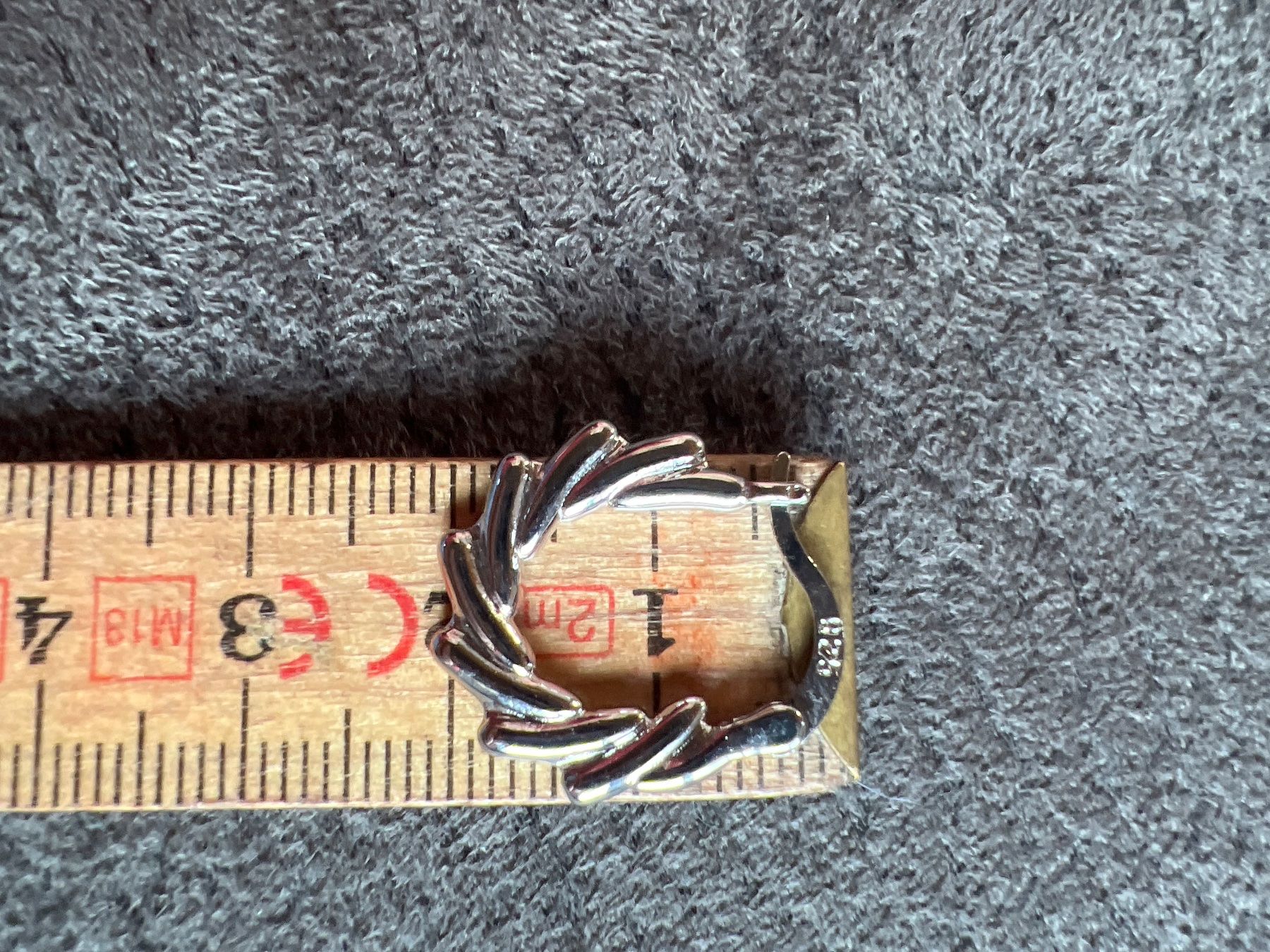 Ohrringe & -stecker: Creolen 925 Silber – Gebraucht aus Niederuzwil von  2