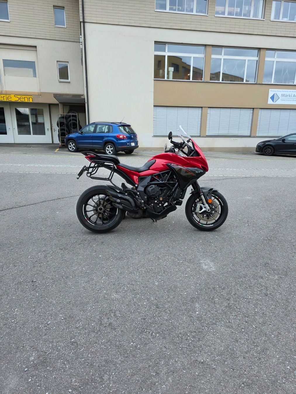 MV Agusta Touring: MV Agusta Turismo Veloce 800 – Usato da Gränichen venduto da Xynactra 2