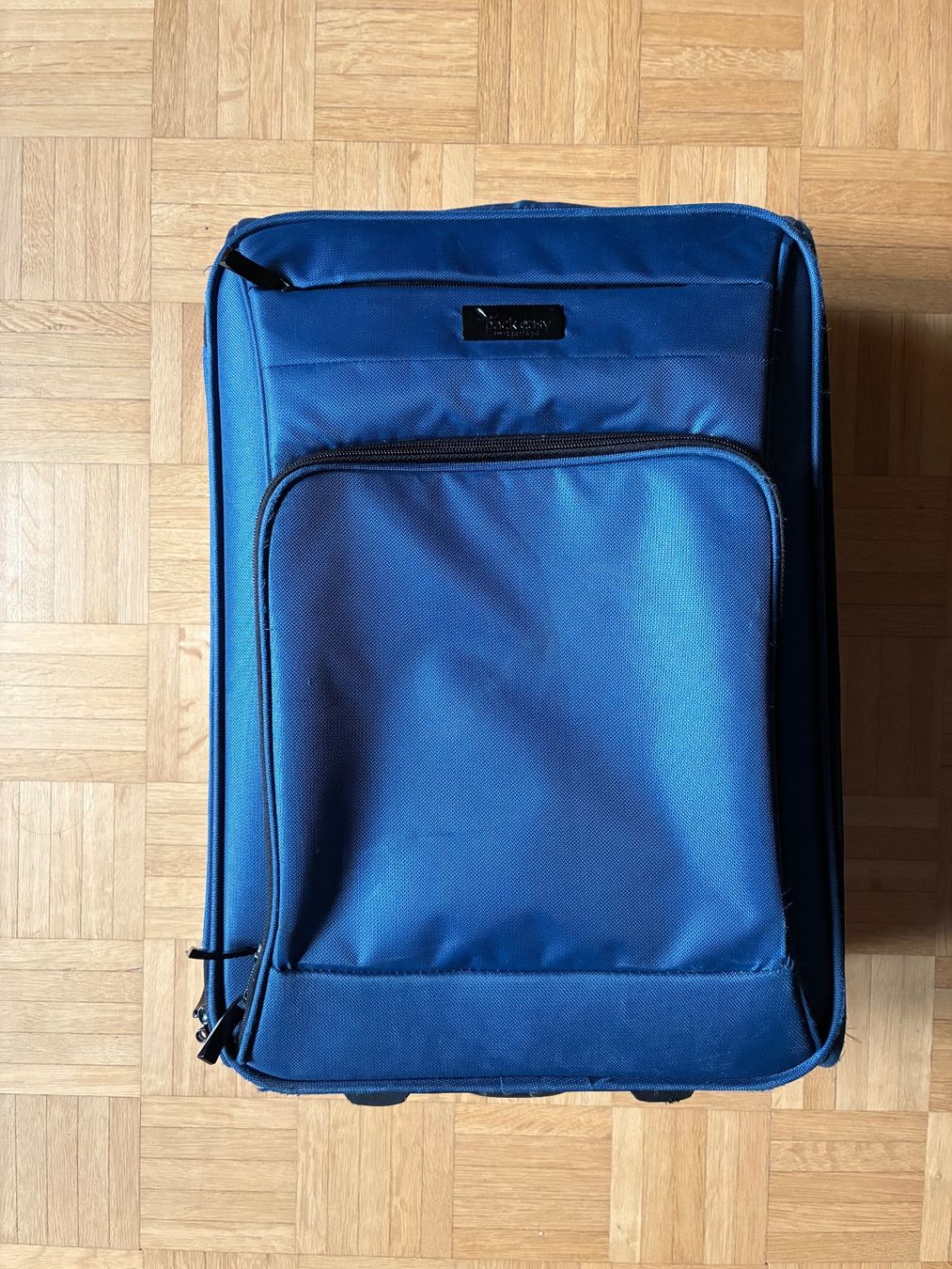 Valises de voyage: Rollkoffer 50x35x23cm – D'occasion à Bern par Lukas_Skywalker 1