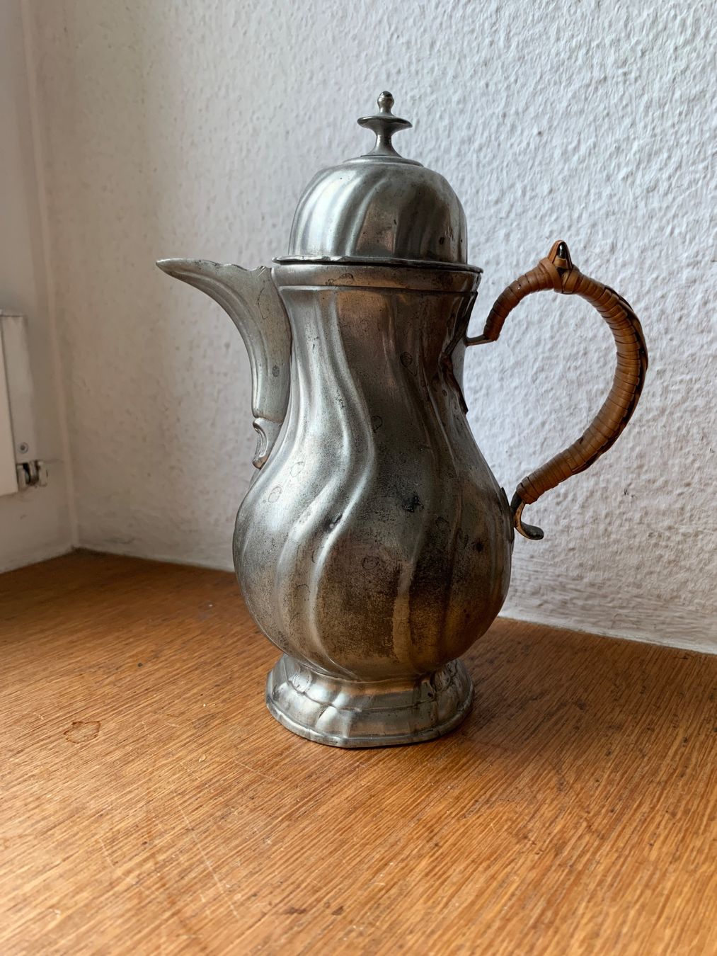Teekannen: Antike Zinnkanne mit Deckel um 1900 – Gebraucht aus Richterswil von Moii89